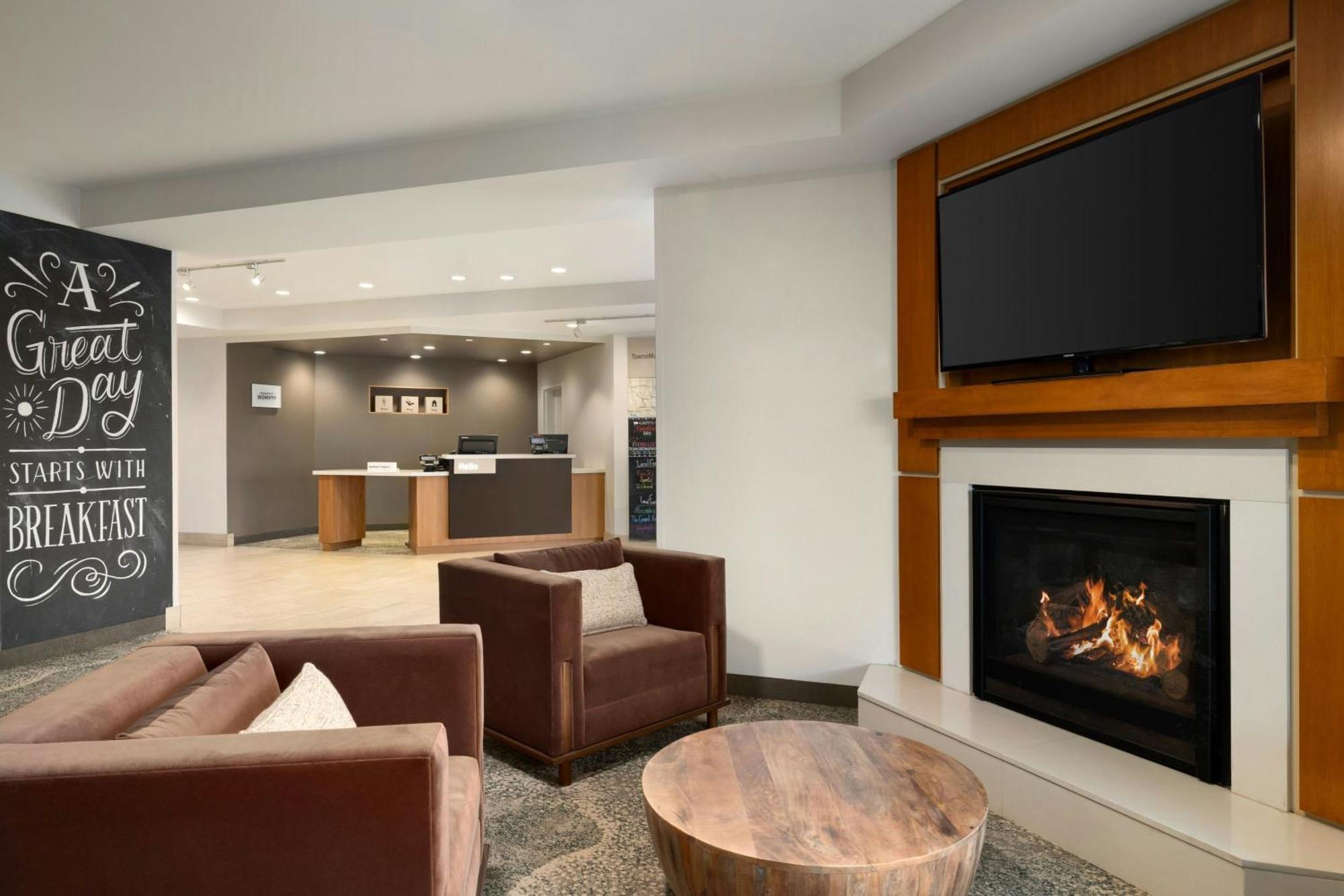 Towneplace Suites By Marriott Alexandria Exterior photo