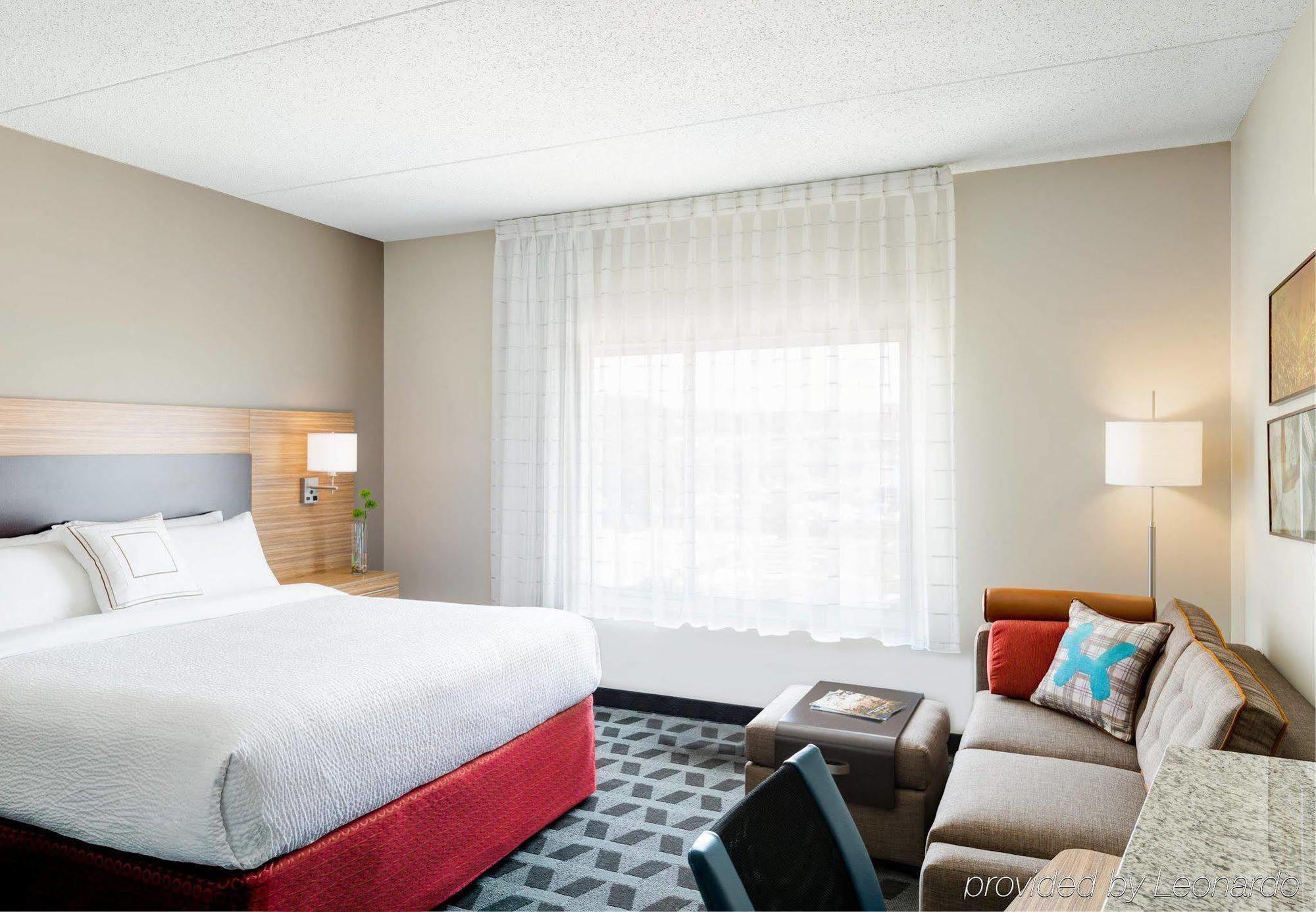 Towneplace Suites By Marriott Alexandria Exterior photo